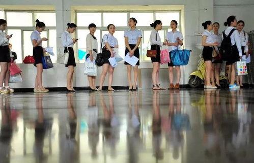 热门吃瓜南航空姐,揭秘空中服务员的幕后趣闻