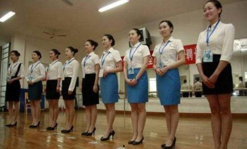 热门吃瓜南航空姐,揭秘空中服务员的幕后趣闻