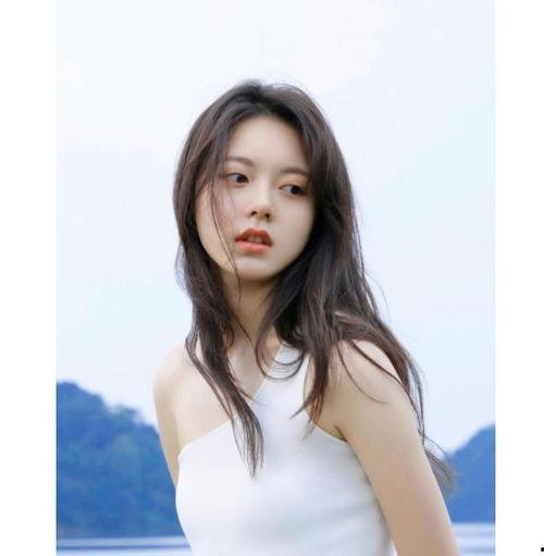 赵今麦吃瓜爆料是真的吗,真相揭秘还是无端猜测？