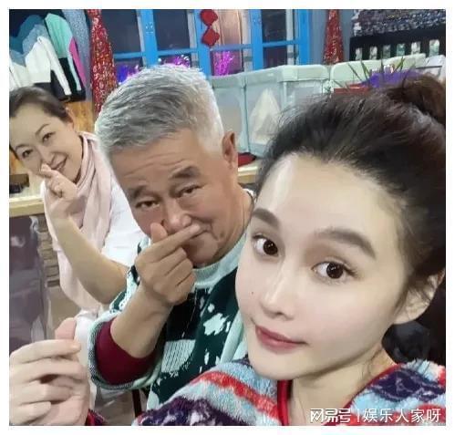 娱乐圈吃瓜爆料两个孩子,揭秘两位童星背后的成长故事