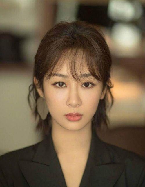 zyx女明星网红出身,zyx的璀璨蜕变之路