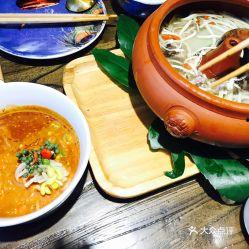 汽锅鸡明星网红店,探寻美食与人气共融的传奇之地