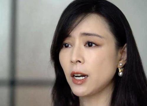 明星网红优越感,揭秘光鲜背后的心理真相