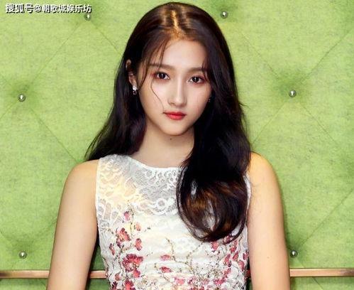 明星网红优越感,揭秘光鲜背后的心理真相