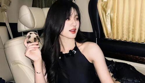 明星网红优越感,揭秘光鲜背后的心理真相