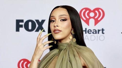 水晶明星网红是谁,揭秘网络红人的璀璨魅力