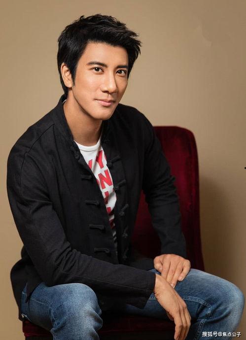 王力宏吃瓜爆料主持人,揭秘娱乐圈幕后主持人生存法则