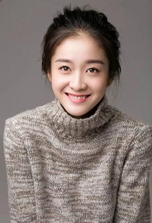 塔房的明星网红,揭秘塔房明星网红的璀璨人生