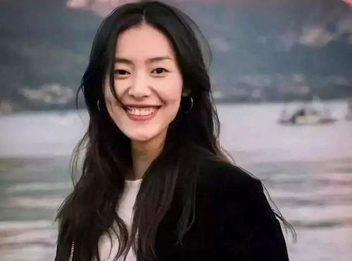 吃瓜爆料袁泉是哪一期,袁泉惊艳亮相，揭秘哪一期节目成焦点