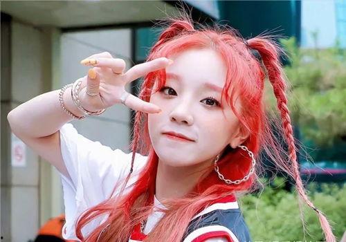 明星网红自己染头发,色彩斑斓的时尚宣言