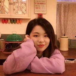 闺蜜进了娱乐圈带我吃瓜