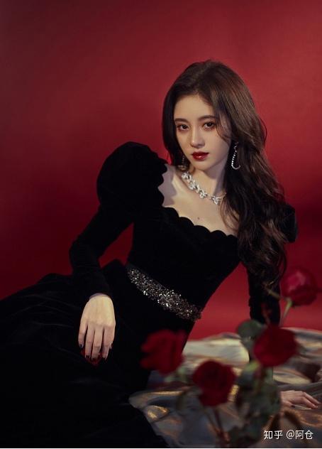 明星网红整形医生简介,揭秘网红整形背后的专业力量