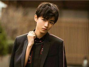 王俊凯吃瓜爆料直播在哪看,精彩瞬间等你来观！