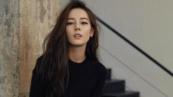 娱乐圈吃瓜文件迪丽热巴,娱乐圈的甜蜜瓜果，揭秘她的星途历程