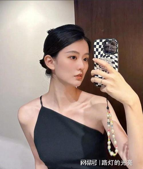 娱乐圈吃瓜爆料赵露思,娱乐圈爆料中的甜蜜与争议