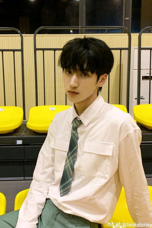 严浩翔吃瓜爆料是真的吗